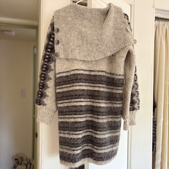 Icelandic wool sweater - Picture 3 of 5